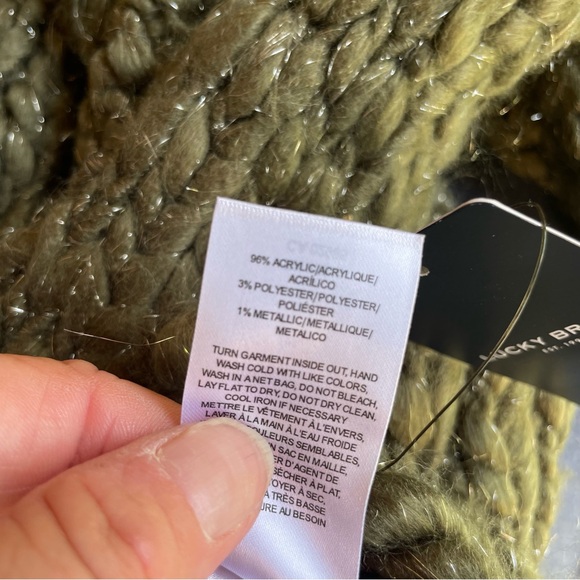 Lucky Brand green chunky knit long wrap around scarf Women’s O/S NWT - Picture 8 of 10